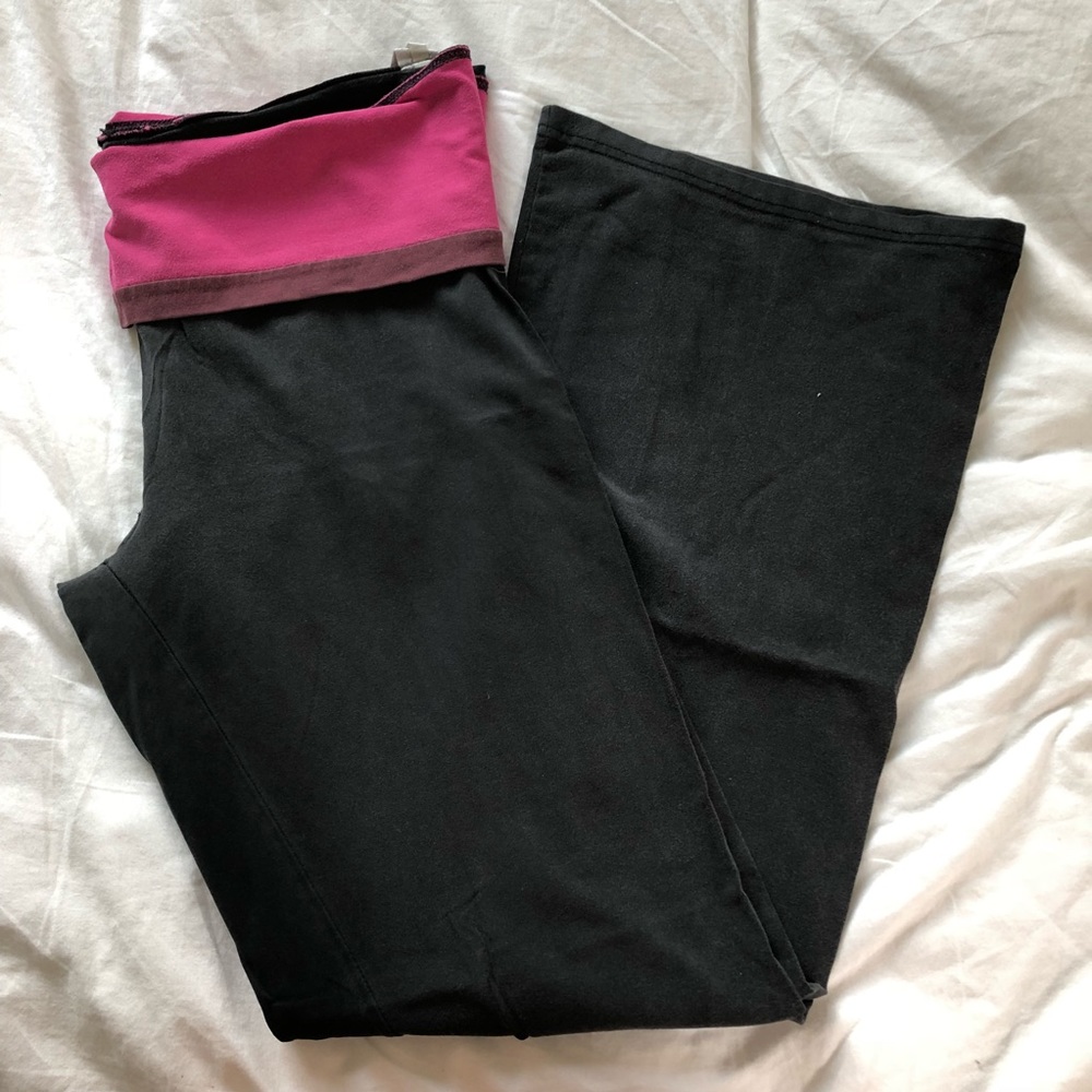 Aerie Pink & Black Bootcut Yoga Pants